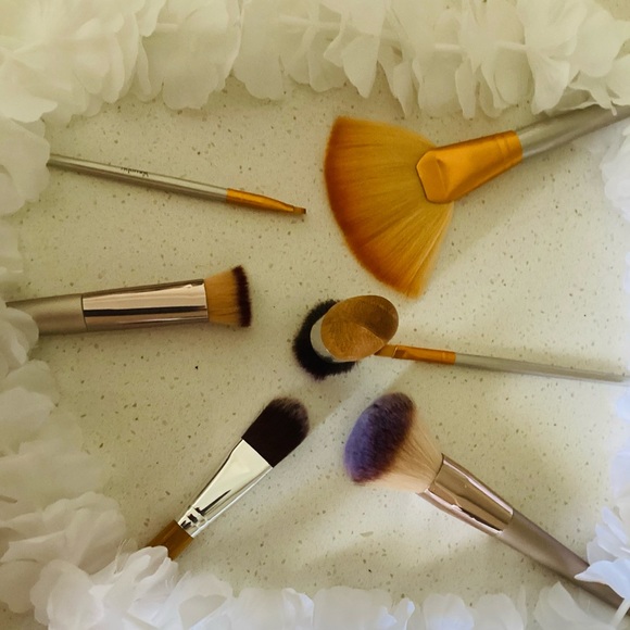 ✨❤️pcs Beautiful Makeup Brushes for woman - Picture 4 of 9